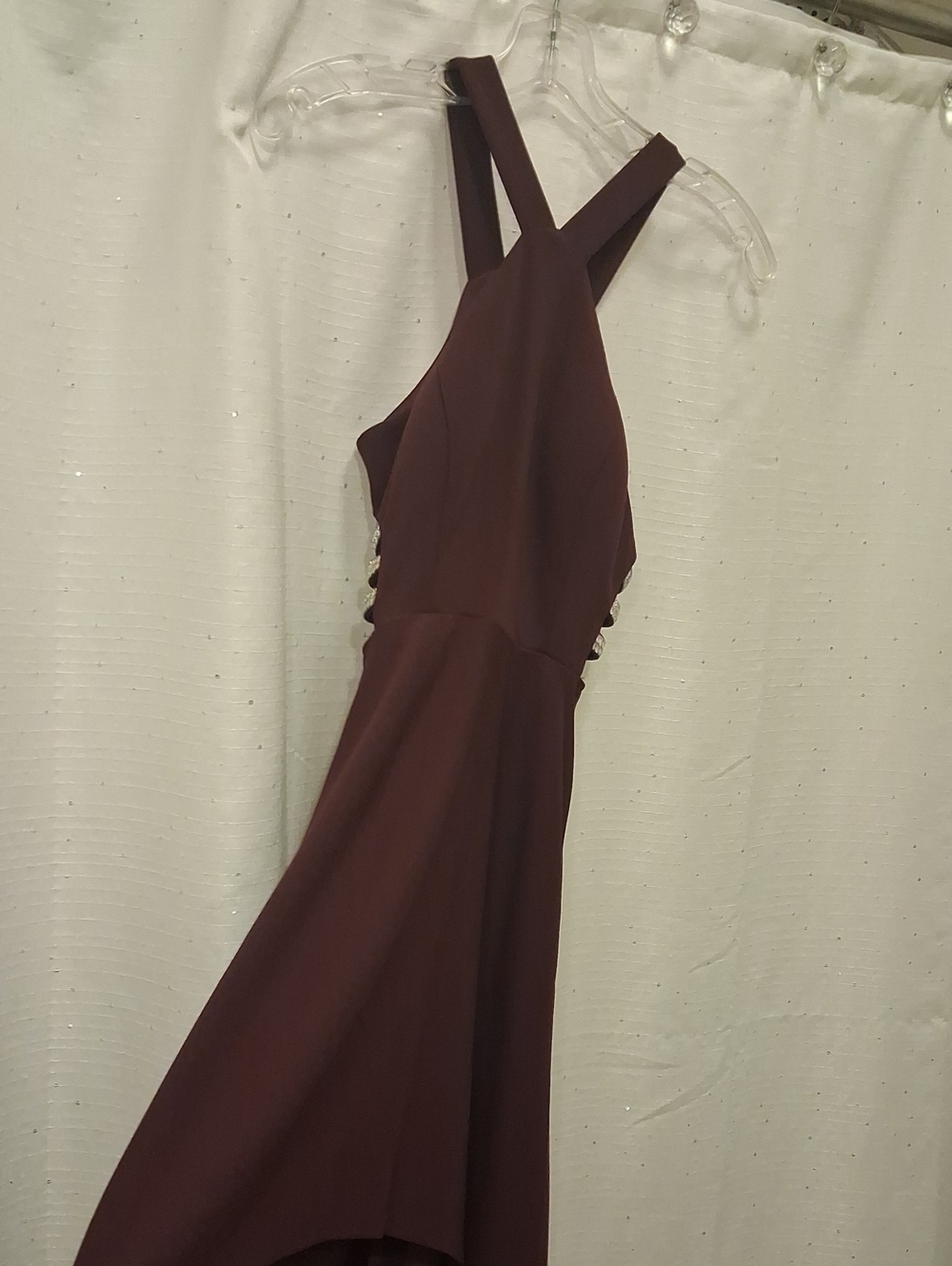Worn Once- Xtraordinary Sleeveless Cross-Back Midi Dress in Burgundy